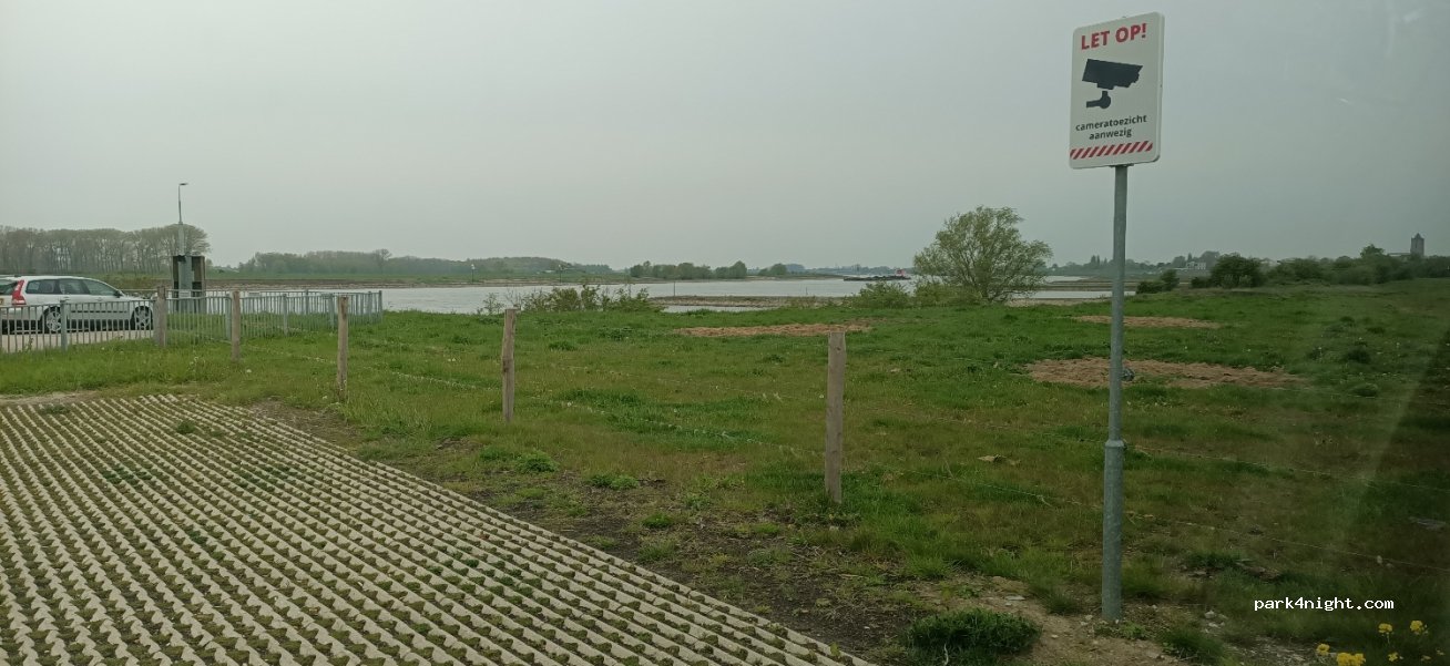(4005 MA) Tiel - 50 Echteldsedijk — foto