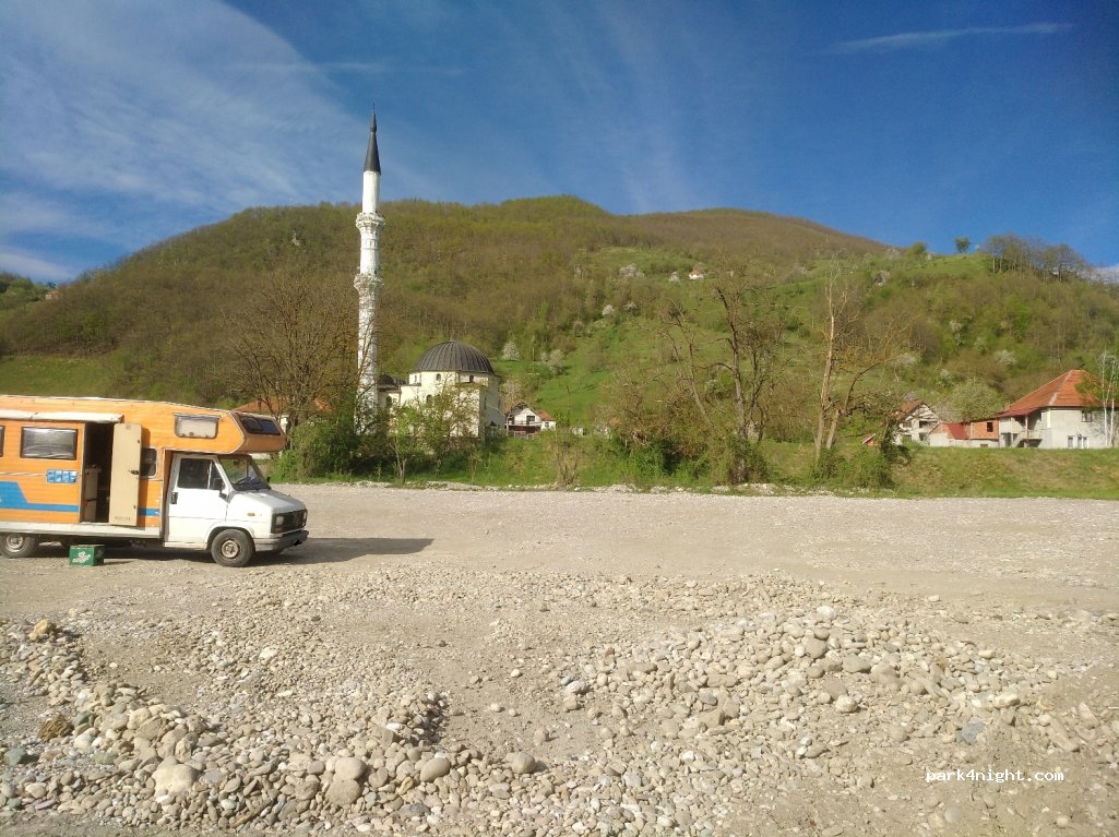 () Poda - E65 — foto 2
