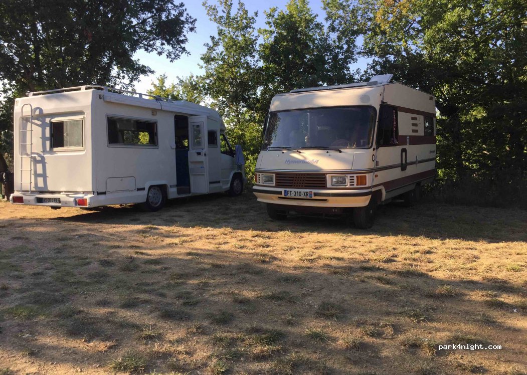 (32220) Sauveterre - D234 — foto 2