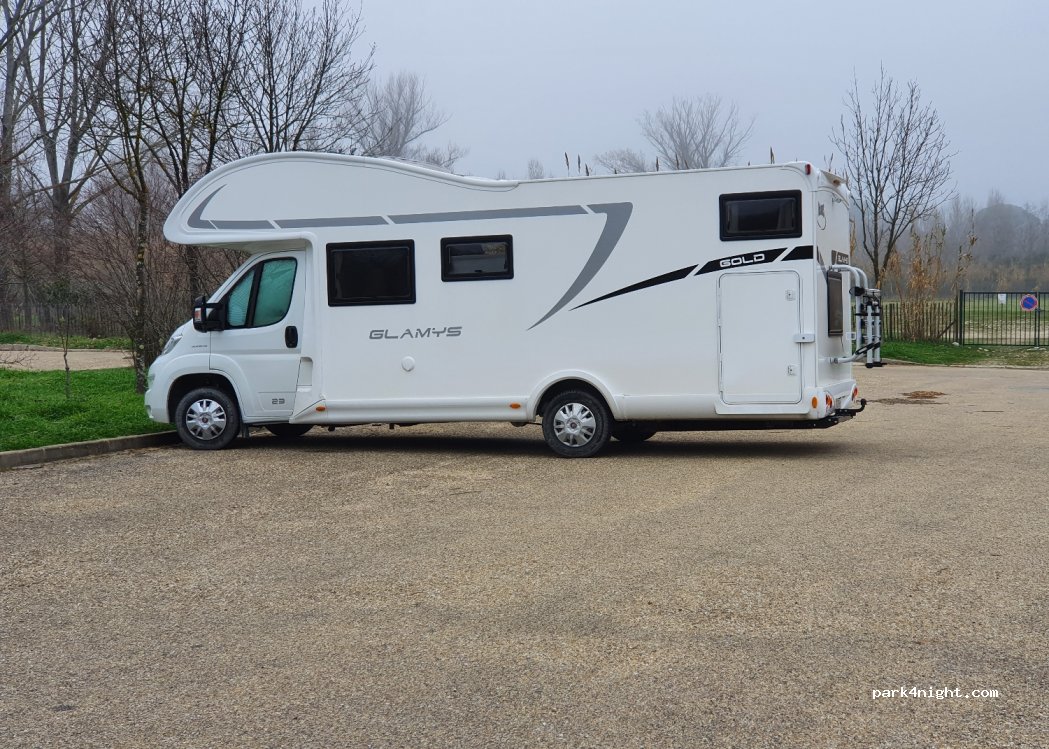 (30210) Remoulins - 24 Avenue du Pont du Gard — foto 3