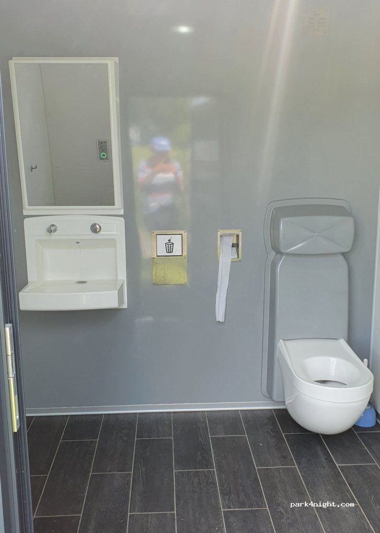 Aire Camping Car Écretteville-lès-Baons — foto 2