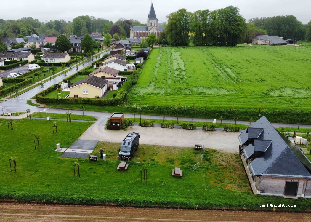 Aire Camping Car Écretteville-lès-Baons — foto 3