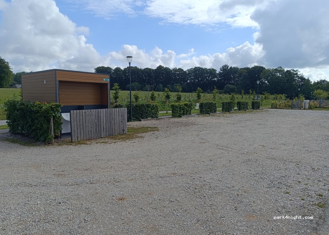 Aire Camping Car Écretteville-lès-Baons — foto 4