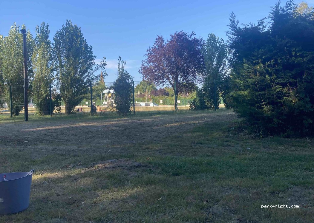 Camping Municipal LE COLOMBIER — foto 4