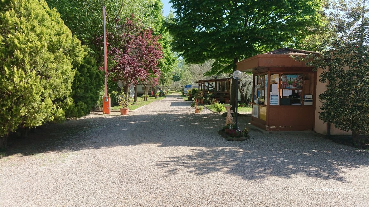 Camping Pineta Bolsena — foto
