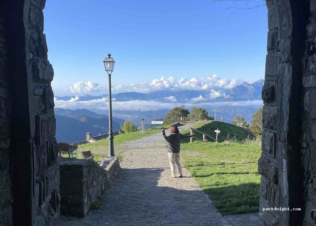 (55033) Castiglione di Garfagnana - Strada Provinciale 71 — foto 4