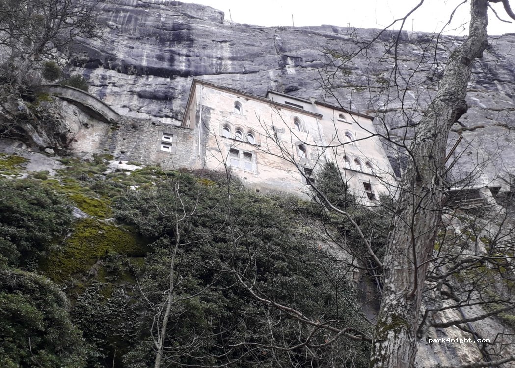 Parking Est | Les Trois Chênes — foto 3