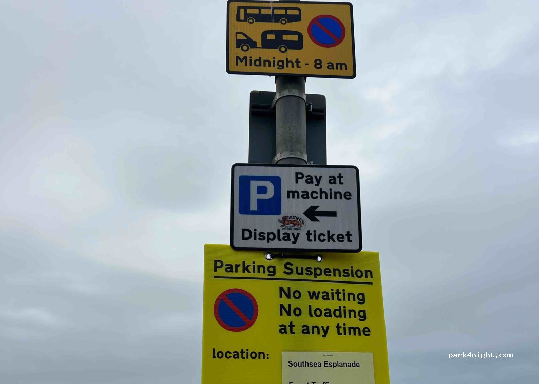 (PO4 9GE) Portsmouth - Esplanade — foto 5