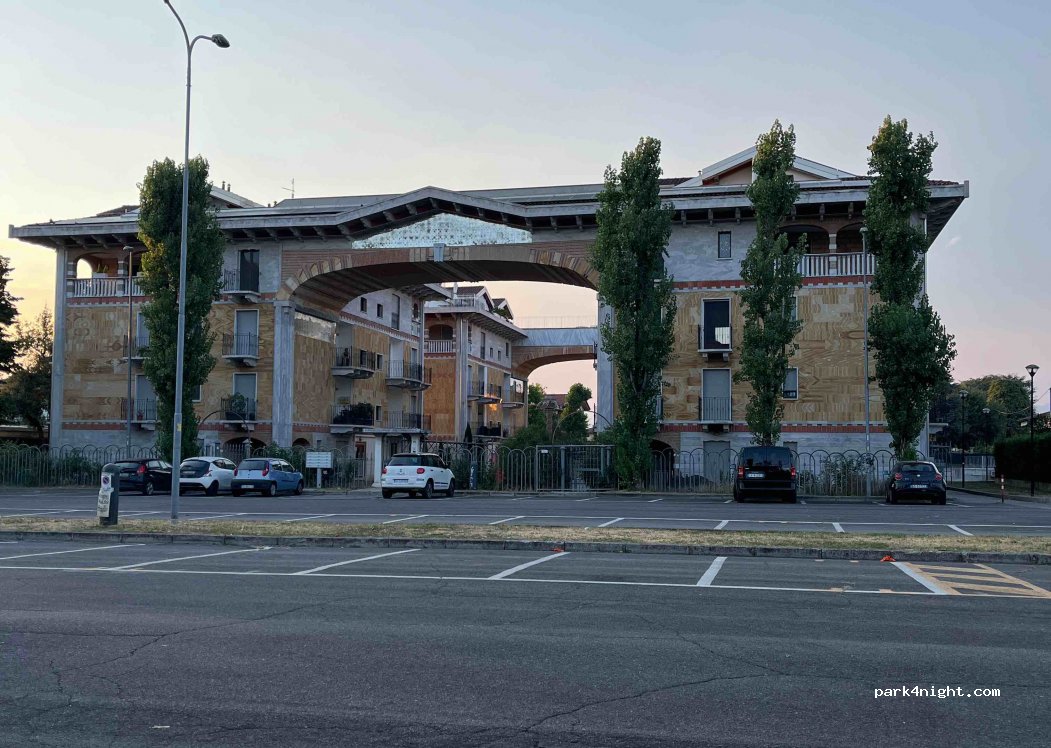 (24059) Urgnano - 33 Piazza dei Popoli — foto 2