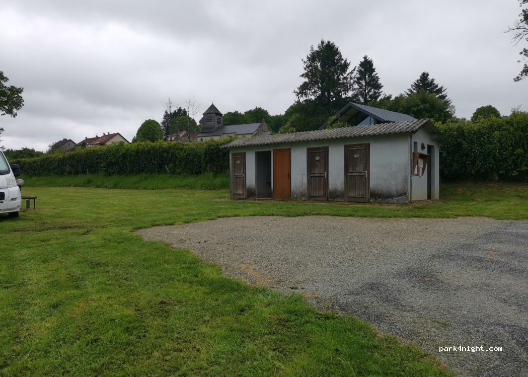 (87460) Saint-Julien-le-Petit - Le Bourg — foto 4