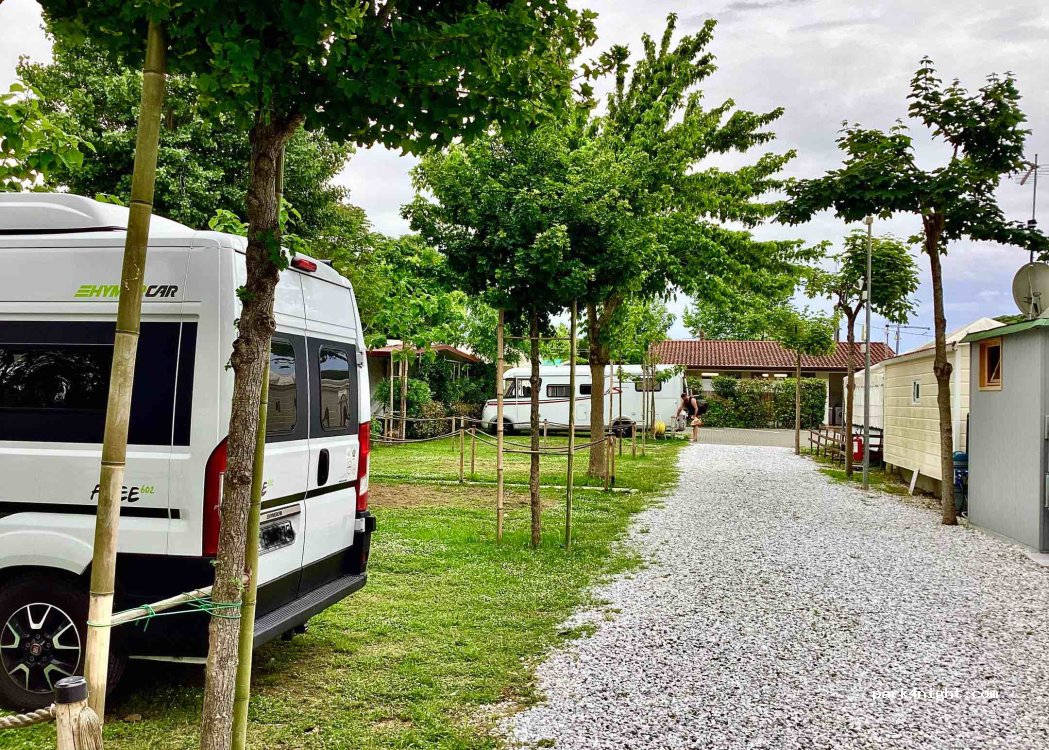 Camping Aurora Di Arcolini — foto