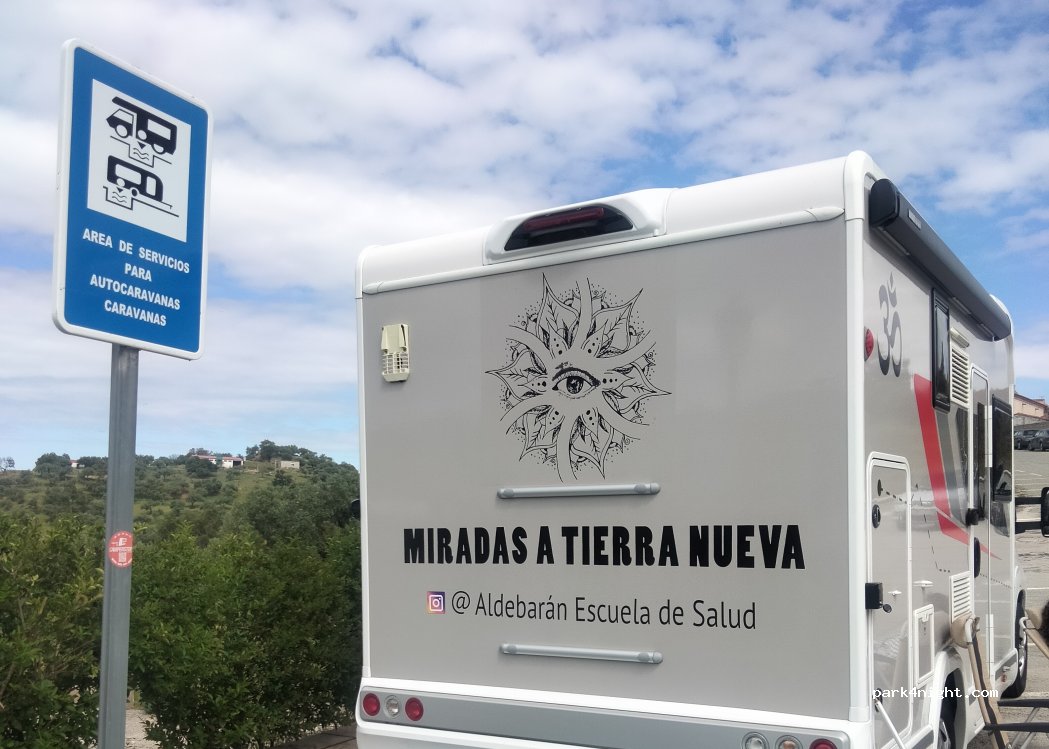 (06292) Calera de León - 1 Calleja Iglesia — foto 4