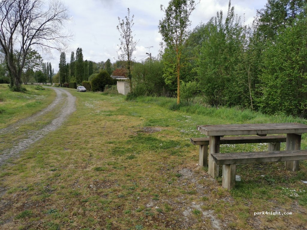 (80200) Doingt - 11 Rue de la Rivierette — foto