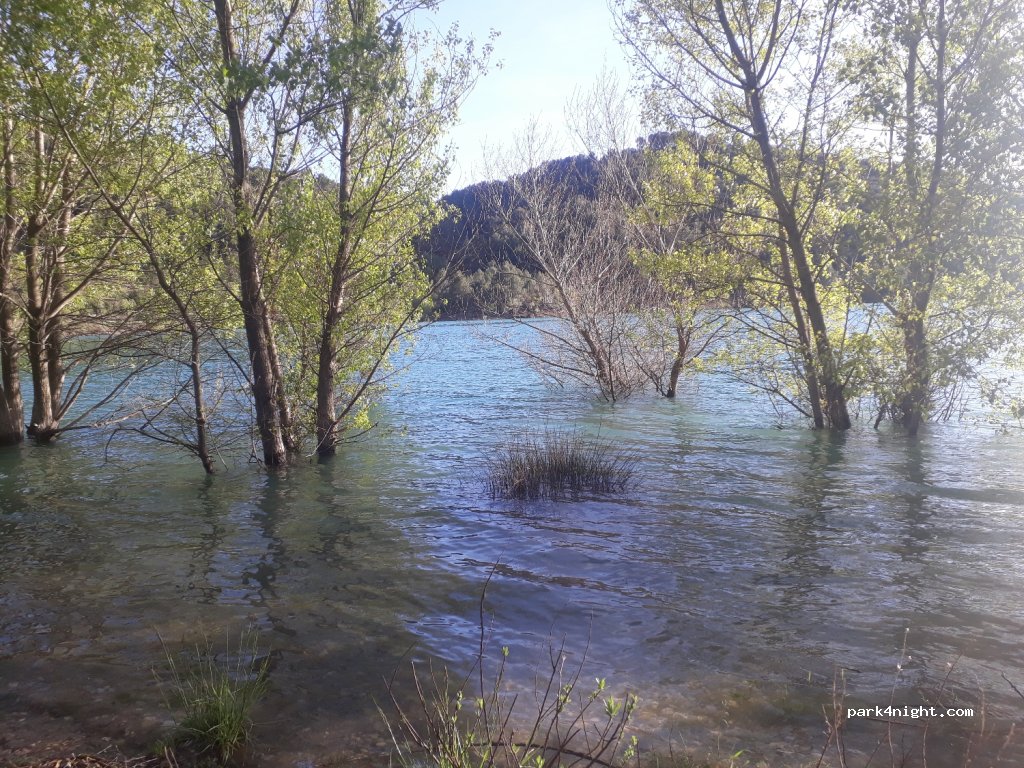 (13126) Vauvenargues - D10 — foto