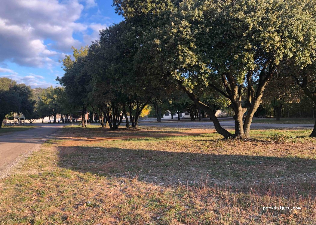(04160) Château-Arnoux-Saint-Auban - 5 Avenue René Piaton — foto 4