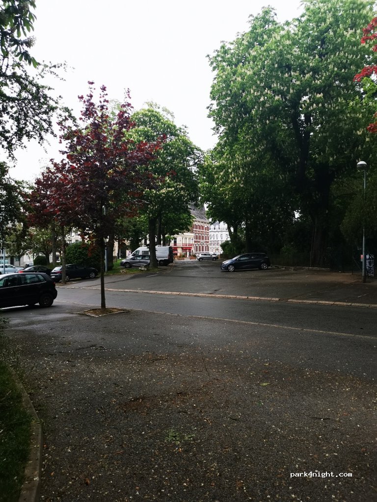 (59400) Cambrai - 2 Rang Croix à Poteries — foto