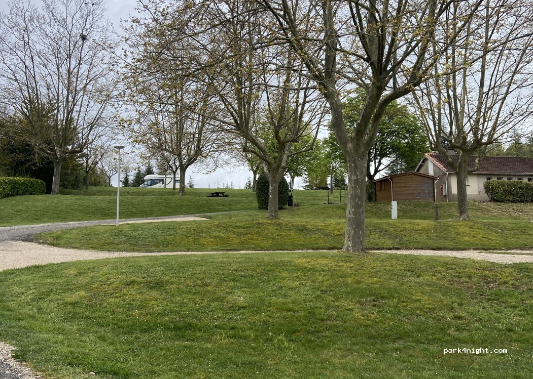 (46170) Castelnau-Montratier - Causse du Moulin À Vent — foto 3
