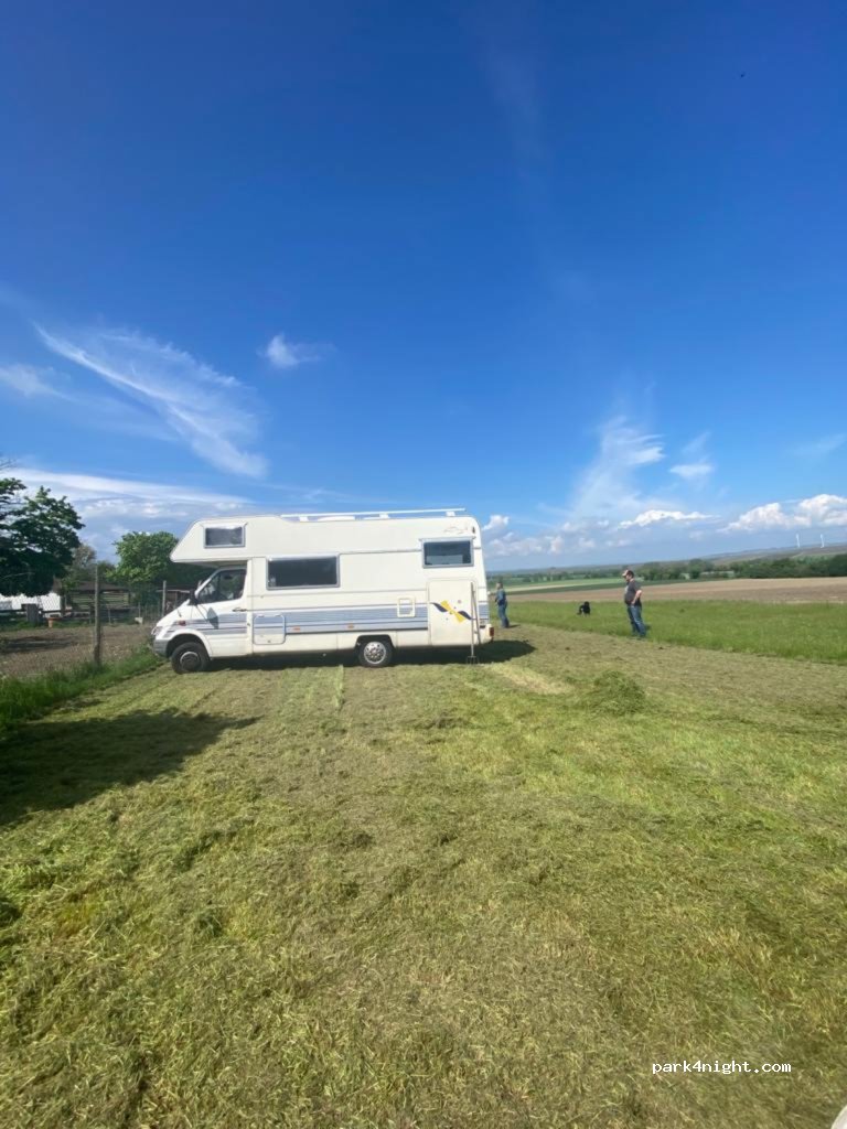 Wohnmobilstellplatz Dalheim — foto