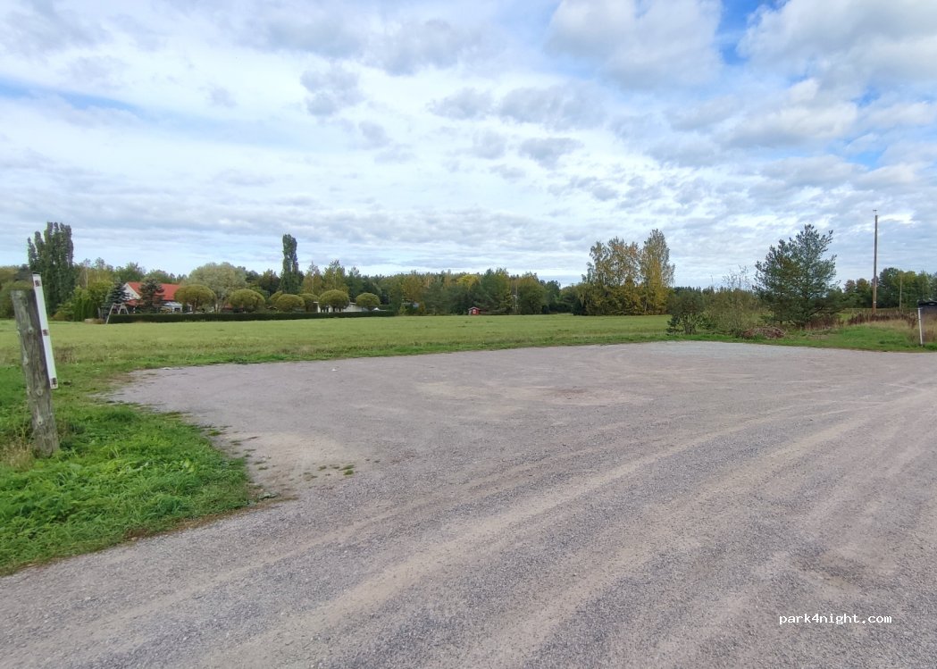 (05450)  - 32 Nukarintie — foto