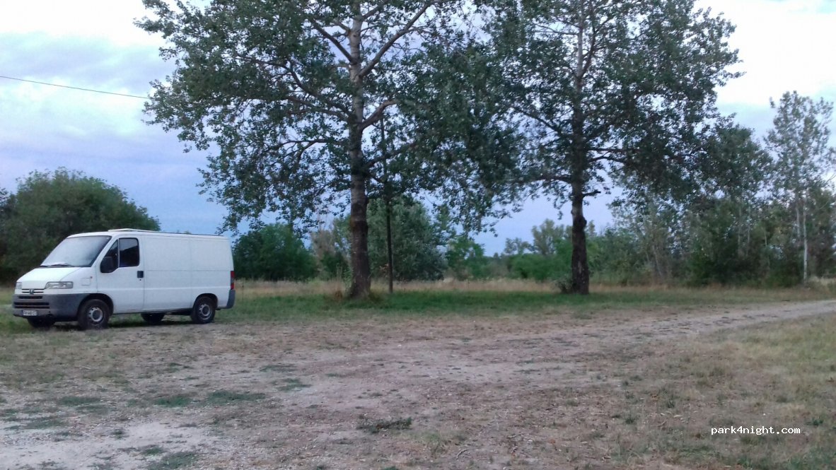(30190) Dions - Canabières — foto
