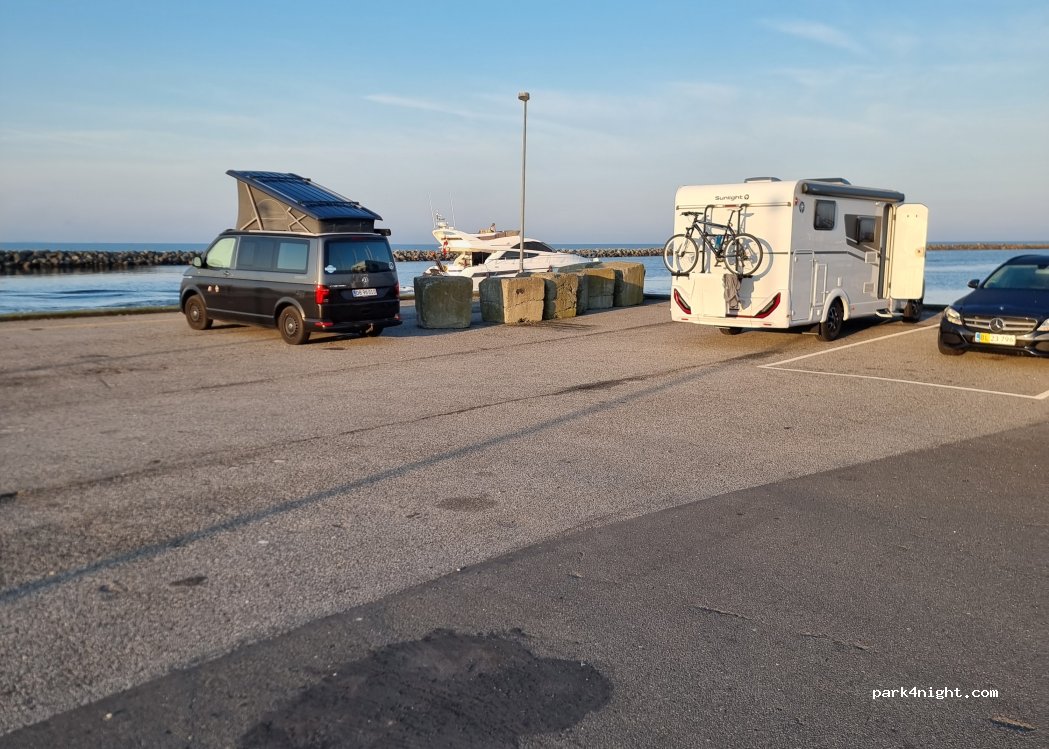 (4736) Karrebæksminde - 53 Alleen — foto 2