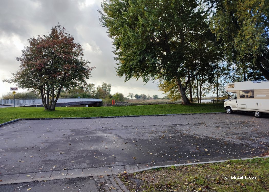 (25876) Schwabstedt - 3 Schloßstraße — foto