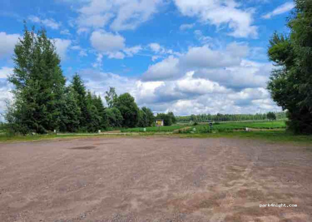 Erik Larsgårdens Ställplats — foto