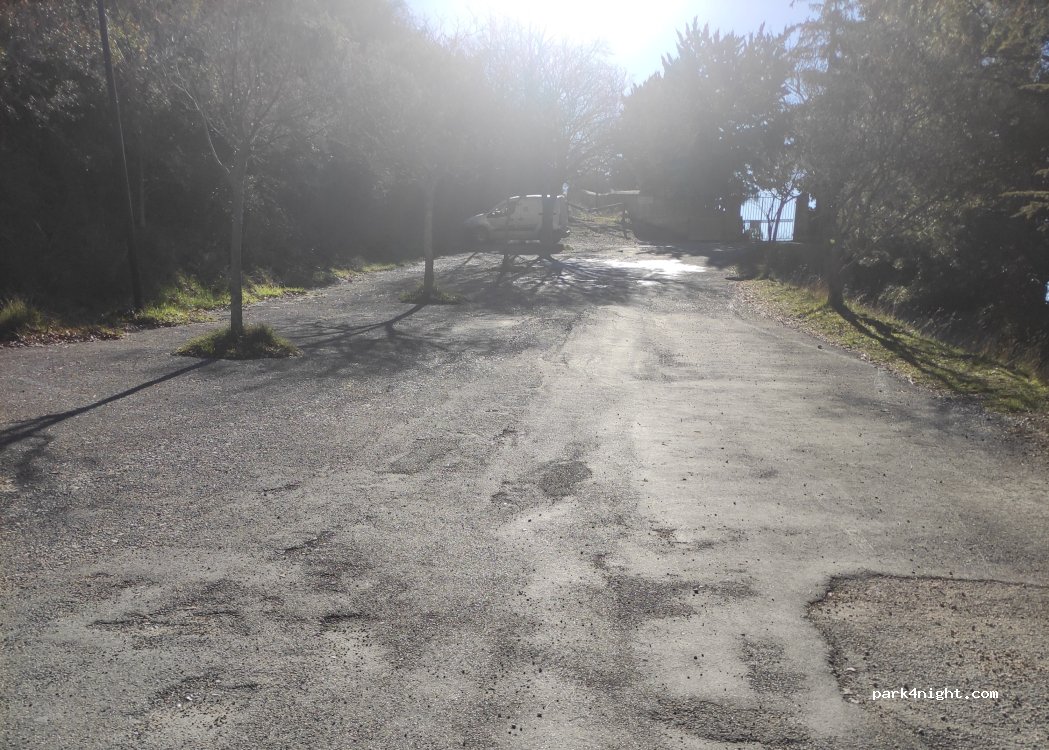 (04360) Moustiers-Sainte-Marie - 7136 Place Pomey — foto 3