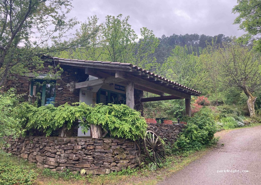 Relais des Brisons campsite — foto