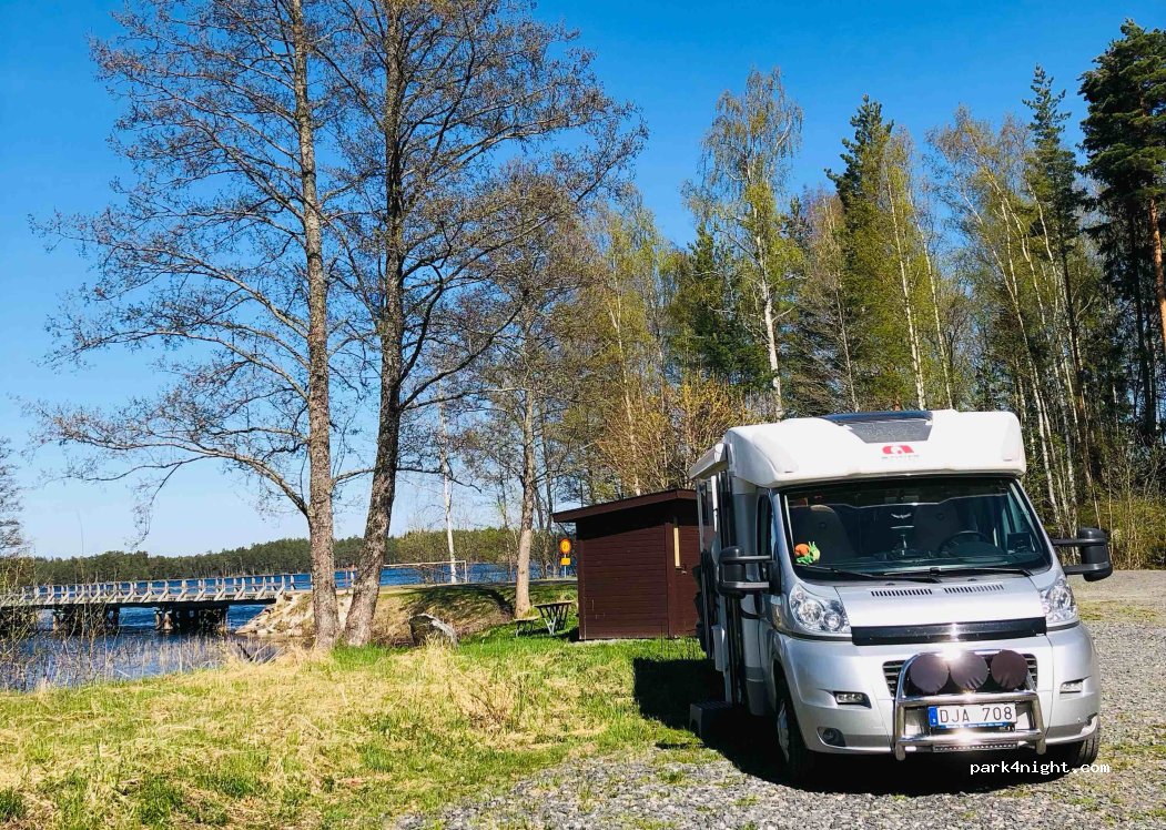 (641 92)  - 2 Djupvik Häradsgården — foto 4