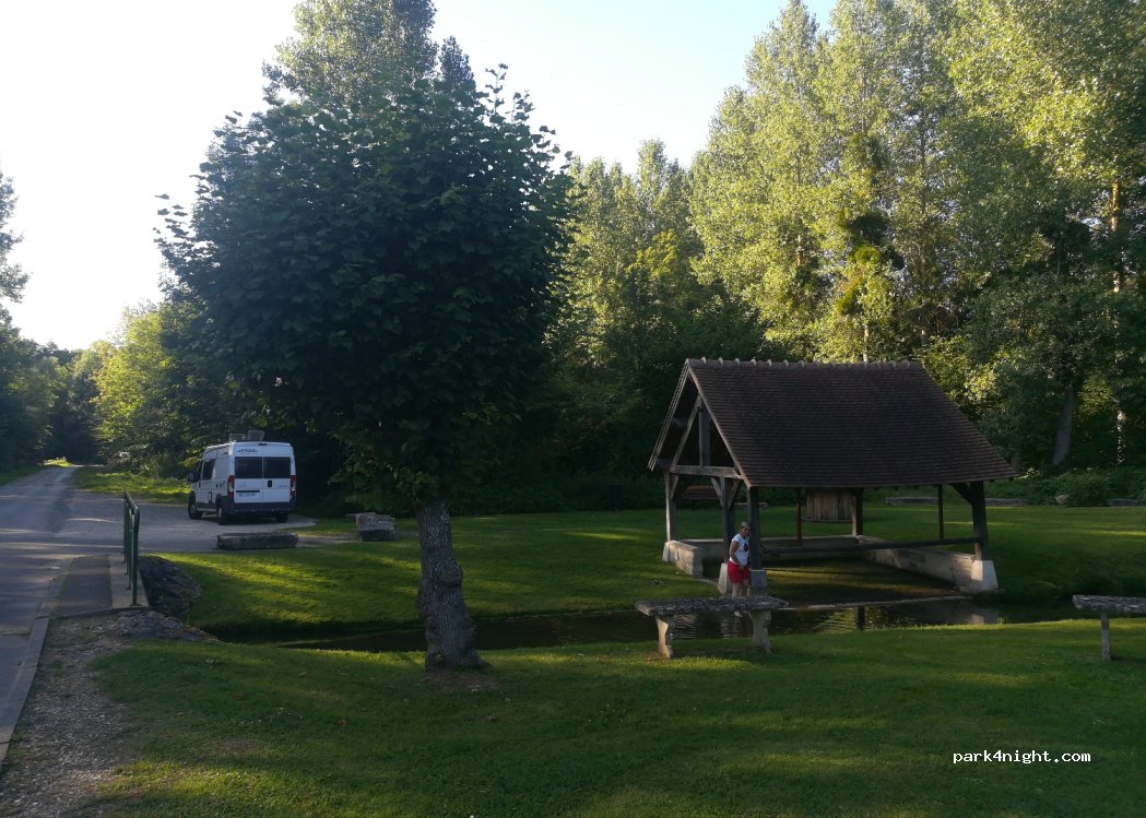 (78270) Gommecourt - 18 Rue de l'Eau — foto 2
