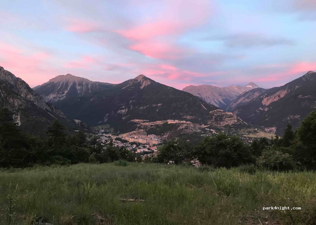 (05100) Puy-Saint-Pierre - Unnamed Road — foto