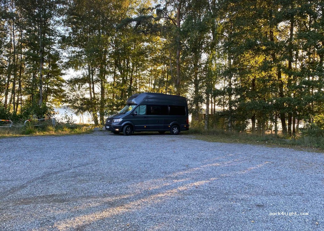 (137 71) Dalarö - 236 Dalarövägen — foto