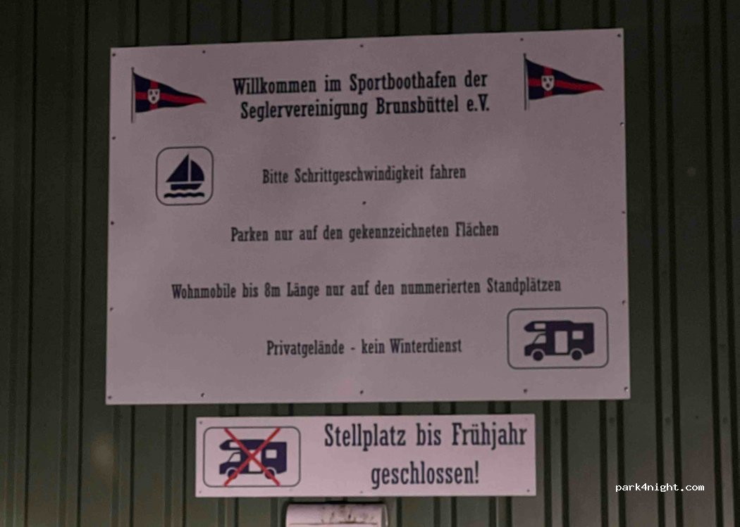 Wohnmobilstellplatz Alter Hafen — foto
