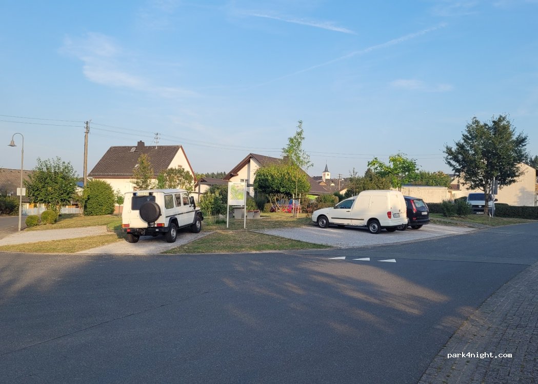 (56348) Dörscheid - 2 Zur Schwedenschanze — foto 2
