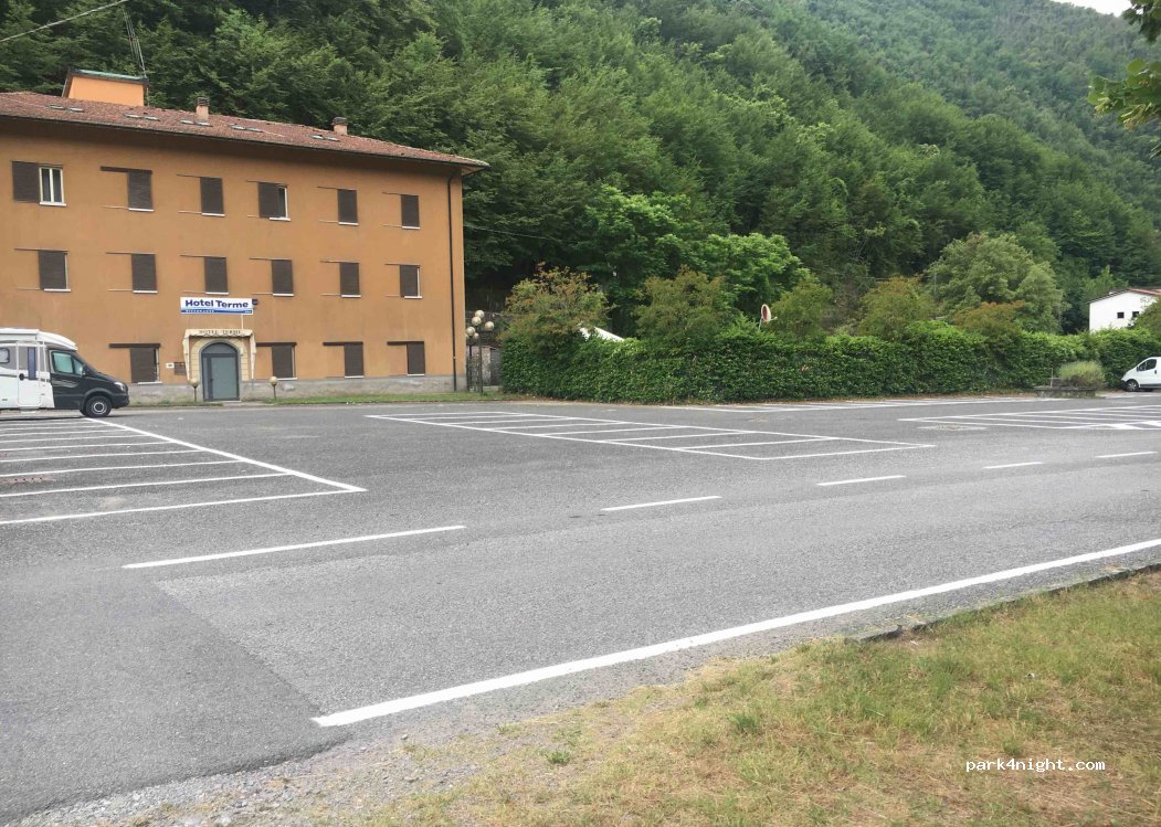 (54014) Equi Terme - 33 Via della Stazione — foto