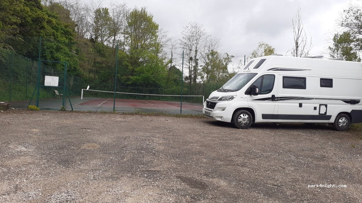 (21220) Curtil-Vergy - 25 Rue Guillaume de Tavanes — foto 2