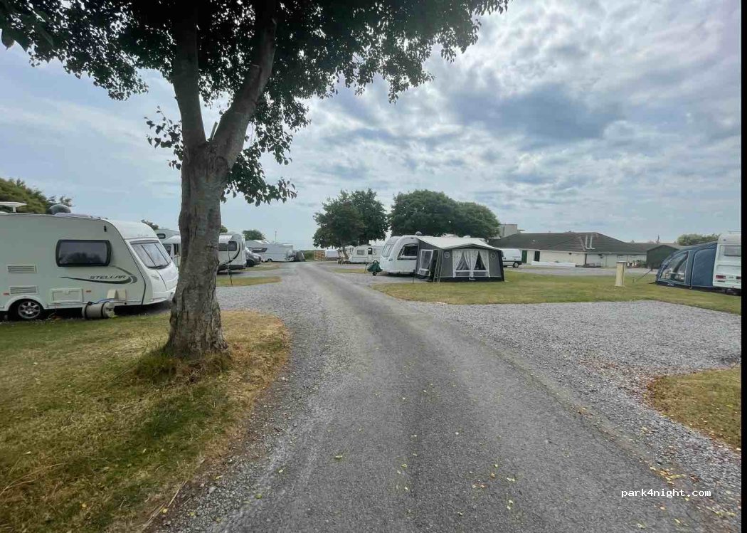 Dartmouth Camping & Caravanning Club Site — foto 2