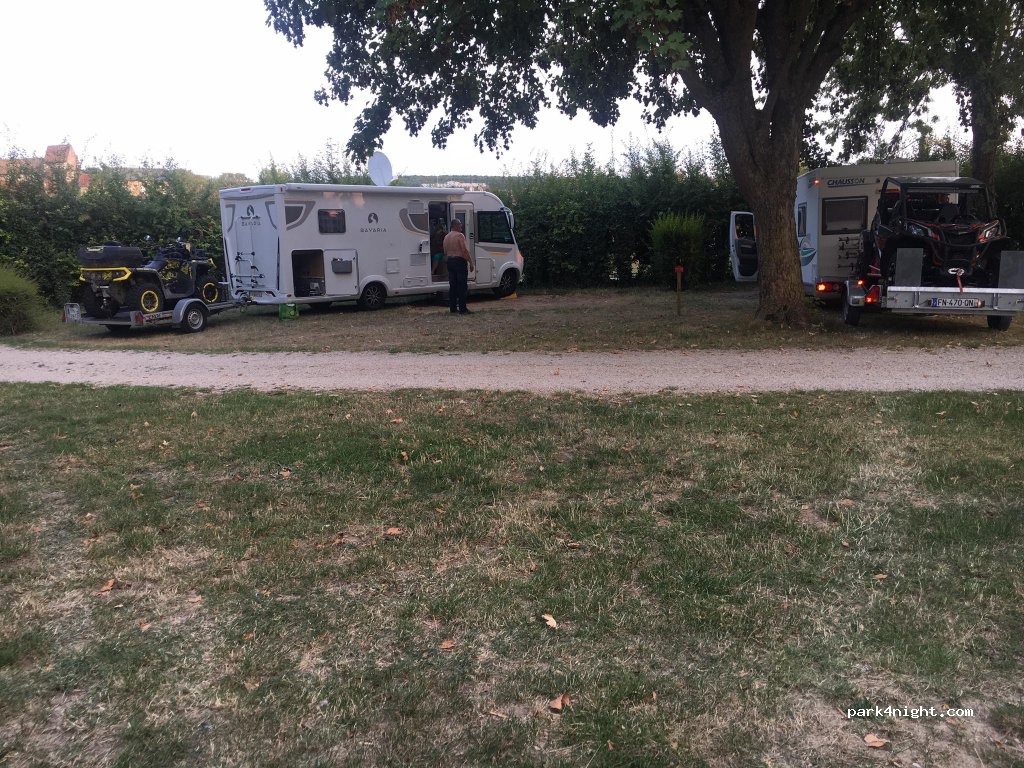 Camping Municipal Sous Le Clocher — foto 3