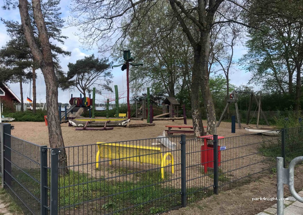 (23669) Timmendorfer Strand - 39A Strandstraße — foto