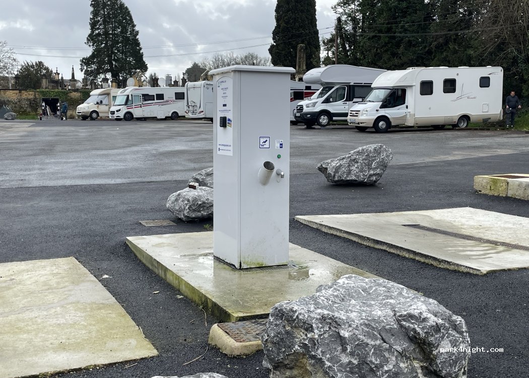 Aire de camping car de Sarlat la Canéda — foto 4