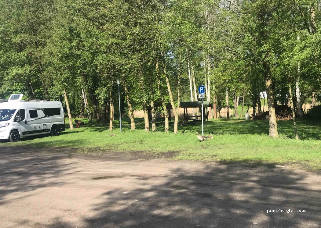 (16775) Stechlin - 17 Stechlinseestraße — foto