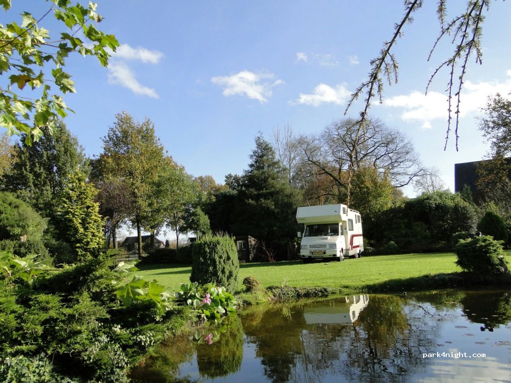 Camperplaats Oude Hoeven — foto