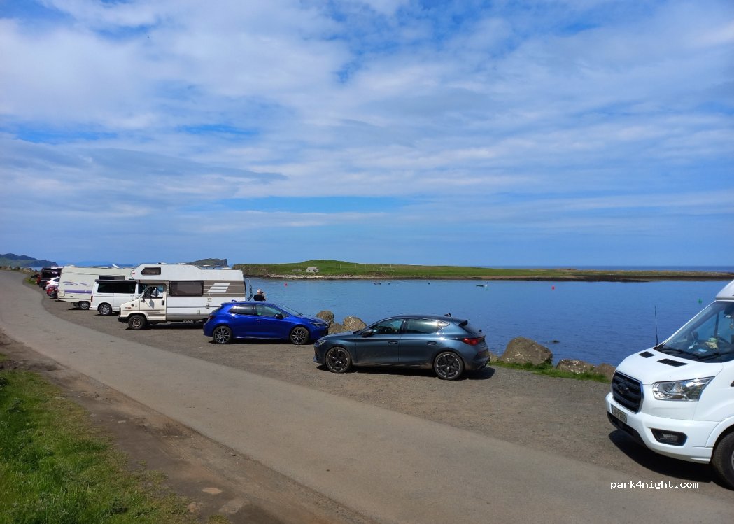 (IV51 9JT) Portree - Unnamed Road — foto 3