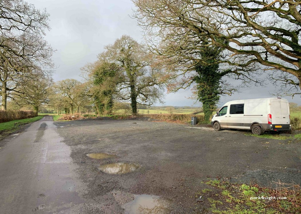 (SN16 9DT) Norton - 46 School Lane — foto