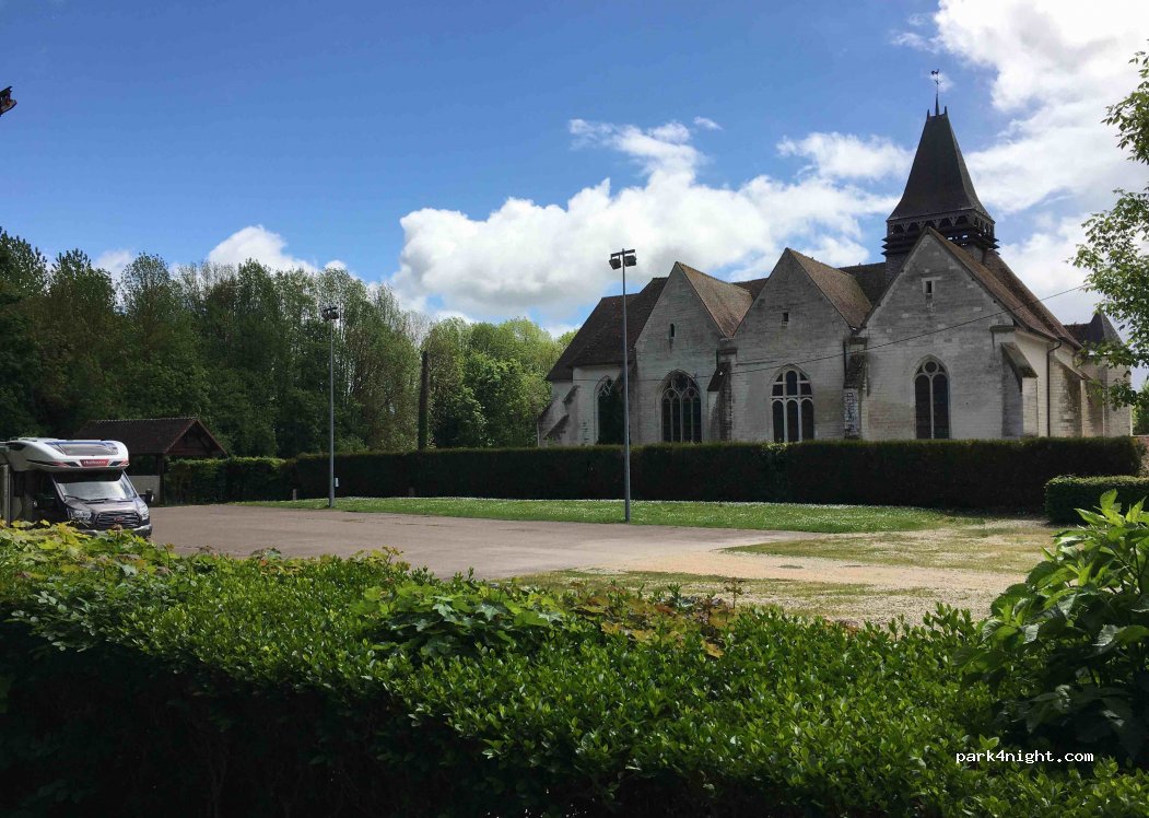 (10150) Charmont-sous-Barbuise - 15 Rue du Château — foto