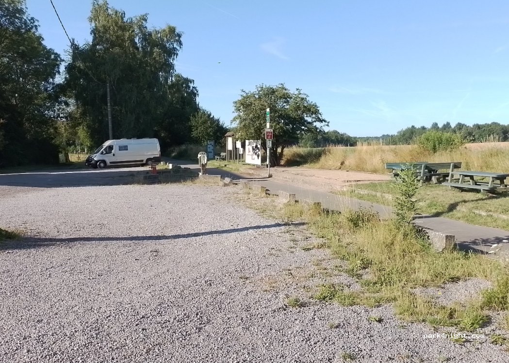 (5070) Fosses-la-Ville - Point d'Arret — foto 4