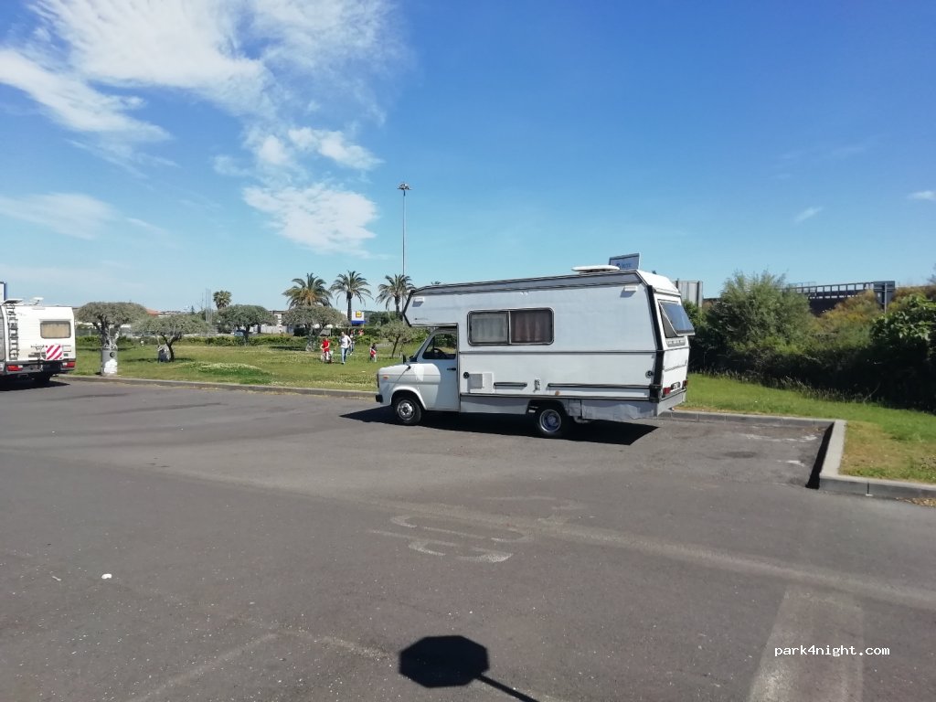 (95032) Belpasso - Strada Provinciale 229/1 — foto 2