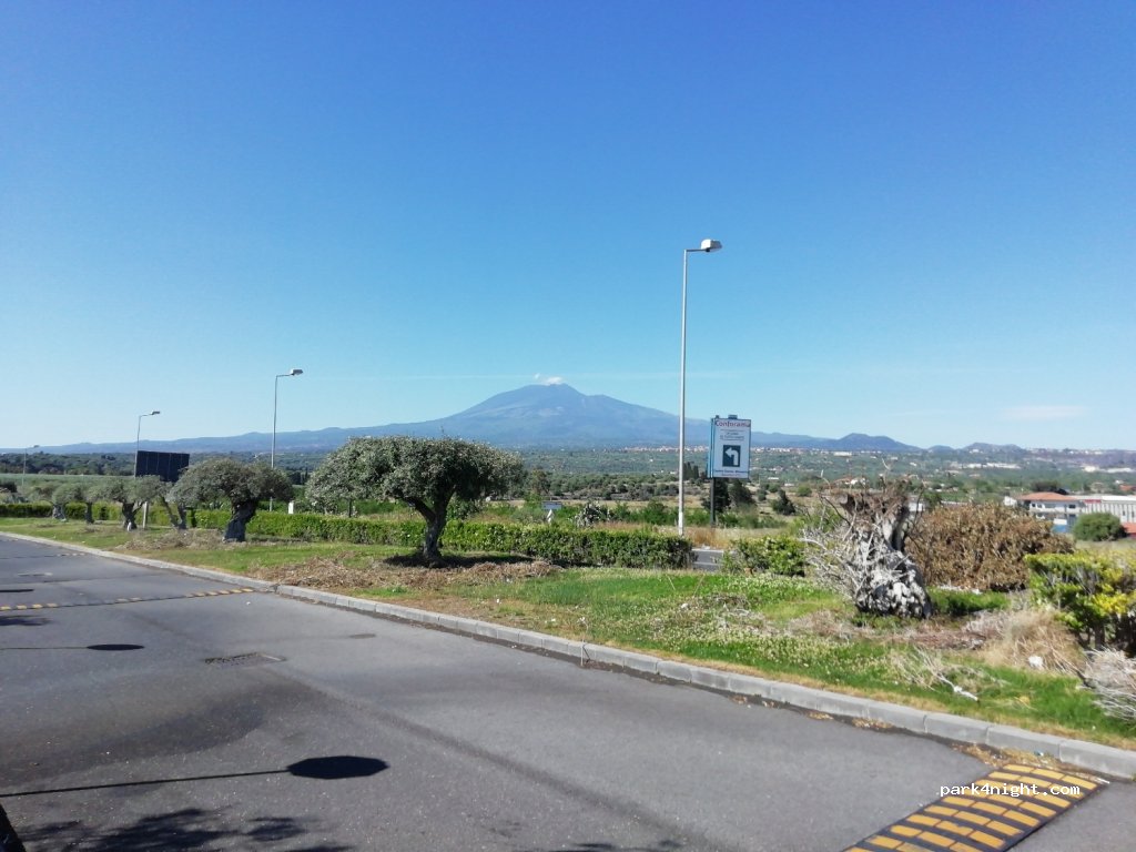 (95032) Belpasso - Strada Provinciale 229/1 — foto 4