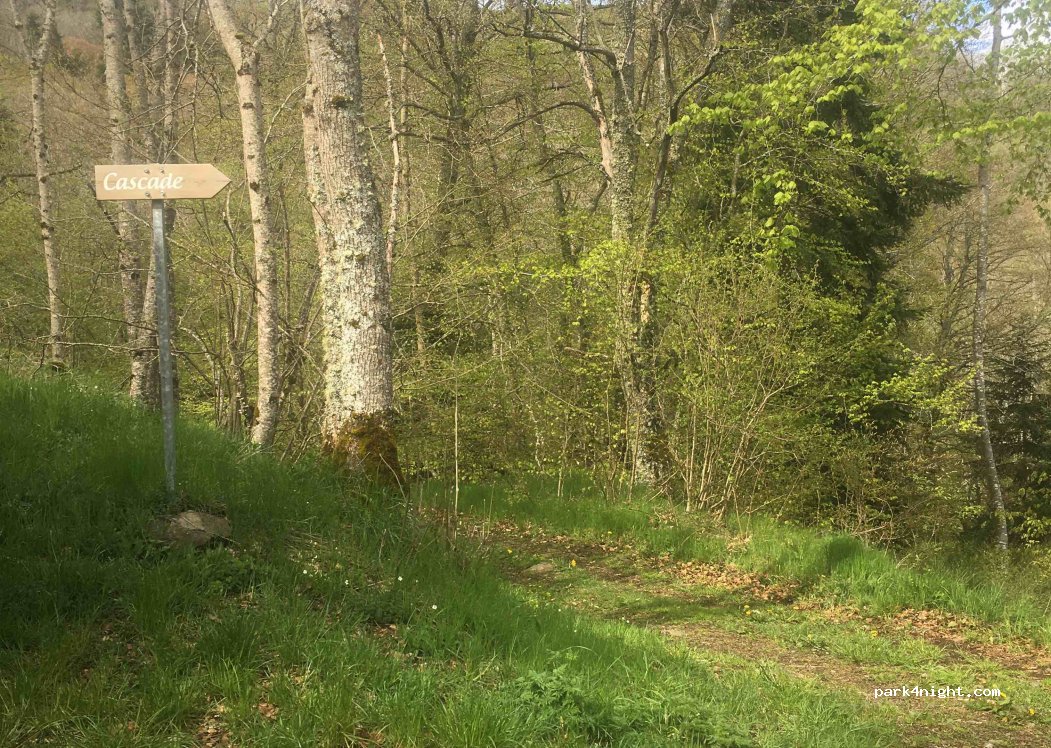 (15160) Vèze - La Terrisse — foto